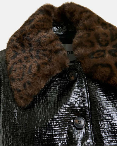 Iom Shiny Coat - Black