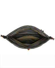 NIDDER ROLL TOP CROSSBODY BAG 6L - Dark Green