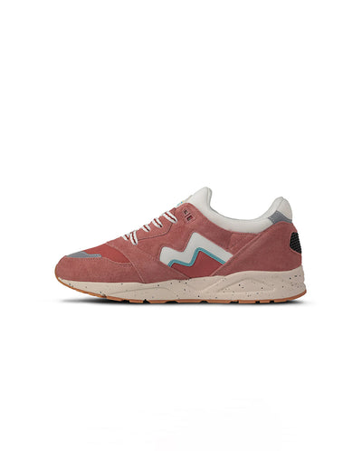 Womens Aria 95 - Lt Mahogany/White