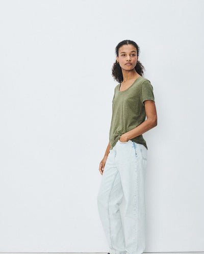 Jacksonville Scoop Neck Tee - Olive