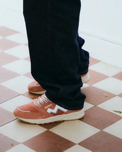 Womens Aria 95 - Lt Mahogany/White